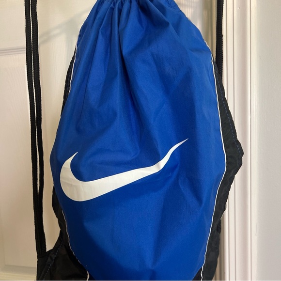 Men Bag  Knapsack Nike  Sports Casual Bag Original Soccer Gym - Picture 2 of 11